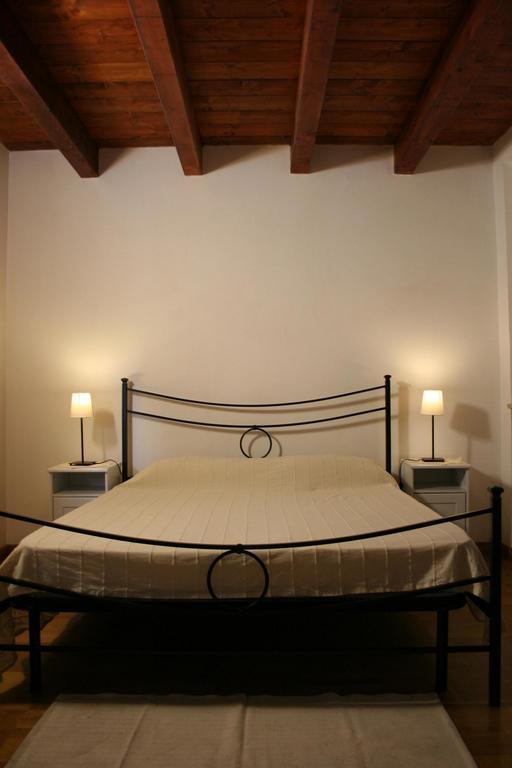 La Casa Di Olimpia Rent A House